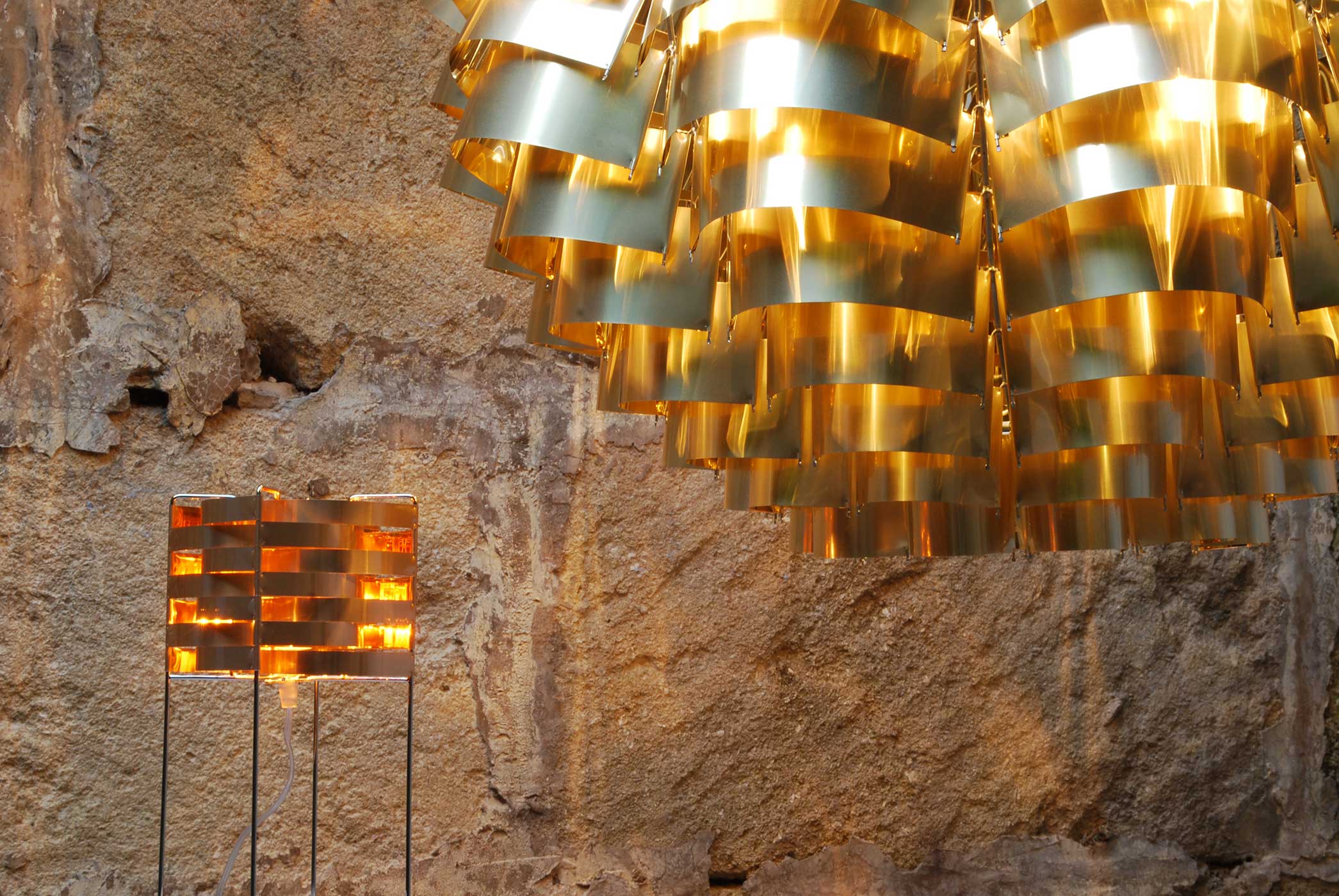 Orion gold suspension - Ganymede gold lamp