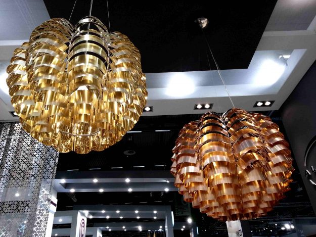 Orion Aussetzung gold interzum