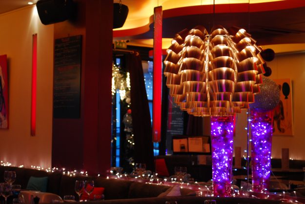 Orion suspension or restaurant-toi