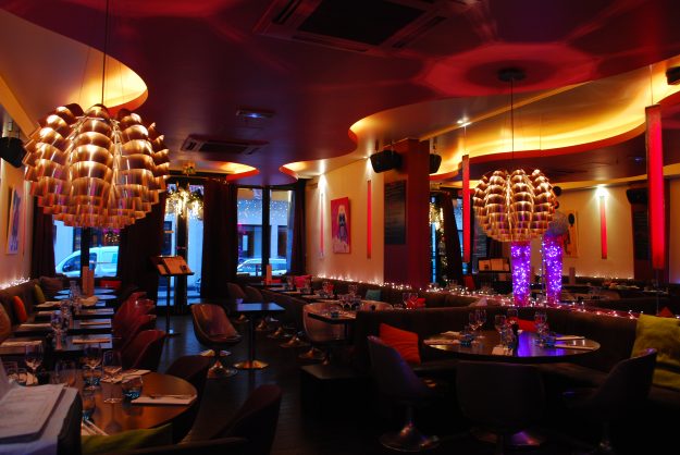 Orion suspension or restaurant-toi