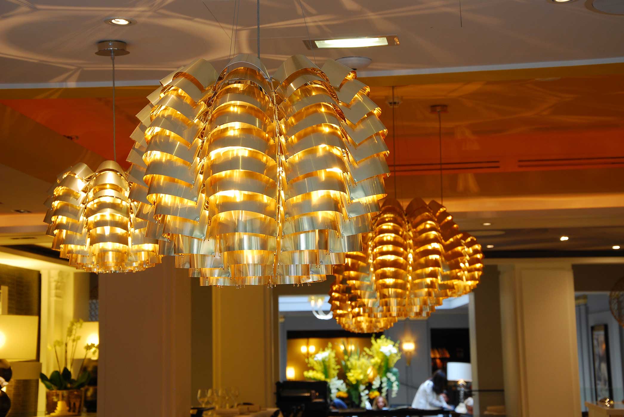 Orion gold suspension Sofitel