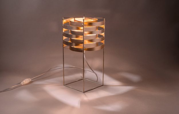 Ganymède lampe saumon